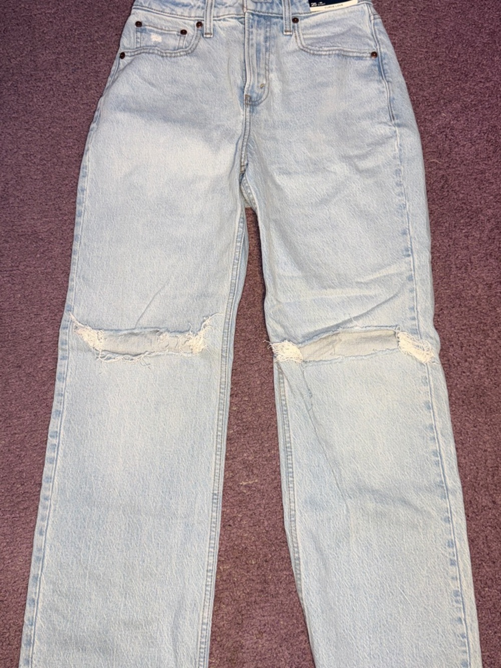 Abercrombie & Fitch Light Blue 90’s Relaxed High Rise Jeans SHORT *BRAND NEW*